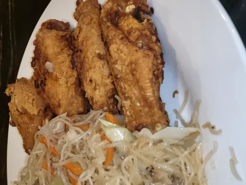 4 fried wings with pancit – Peg Leg Jack Bobaecue menu item